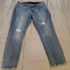 Kenneth Cole Jess Skinny Jeans